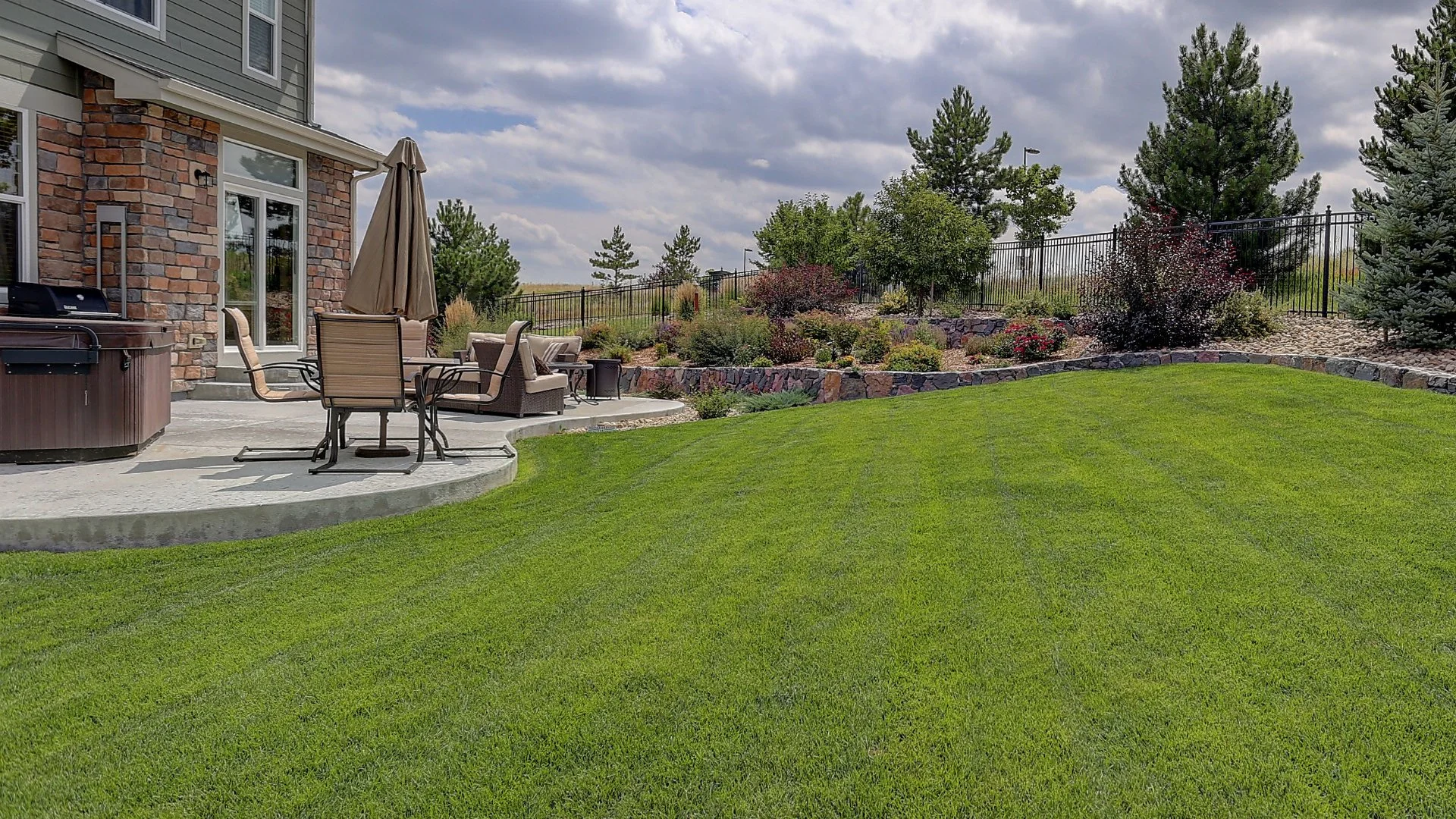 Trustworthy and Professional Lawn Care Services in Charlotte, TX.